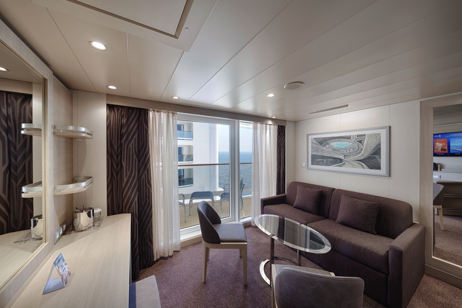 MSC Cruises MSC World Asia Premium Suite Aurea with Promenade & Ocean View 3 SLP ©MSC Rights.jpg